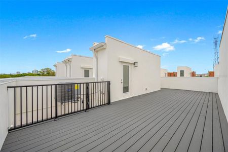 New construction Townhouse house 323 15Th St N, St. Petersburg, FL 33705 Bayamo- photo 5 5