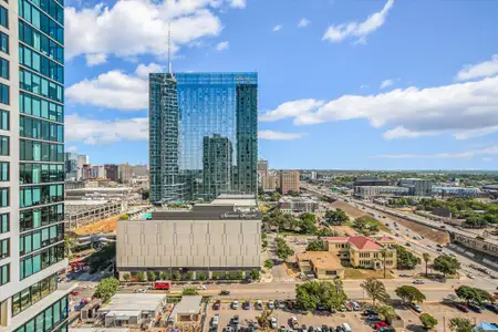 New construction Condo house 610 Davis St, Unit 1810, Austin, TX 78701 - image