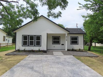 New construction Single-Family house 315 E Orville St, Wills Point, TX 75169 - image