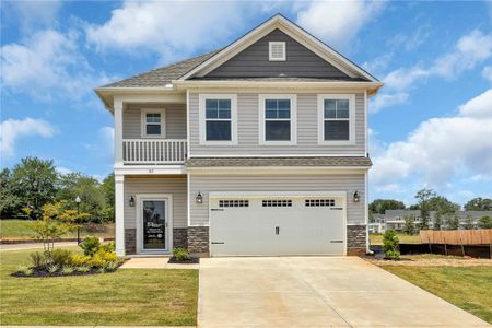 New construction Single-Family house 101 Brown Cir, Easley, SC 29642 plan Crestfall II - image