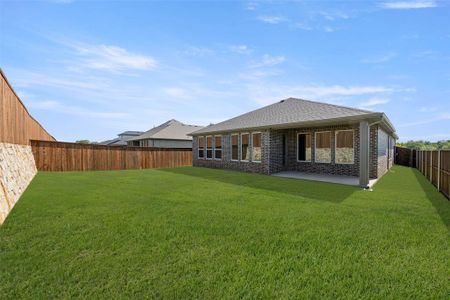 New construction Single-Family house 2239 Shady Elm Rd, Midlothian, TX 76065 plan Madison - image