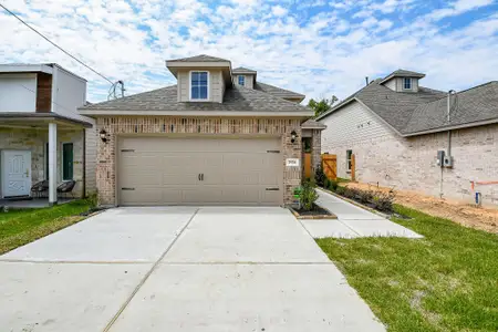 New construction Single-Family house 7974 Fowlie St, Houston, TX 77028 - image
