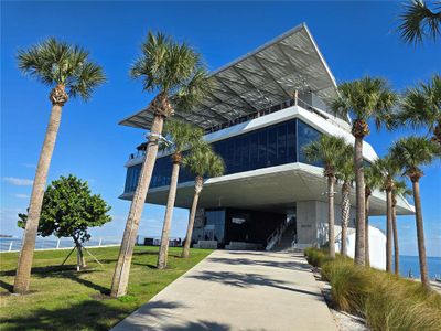 New construction Single-Family house 4468 57Th Ave N, St. Petersburg, FL 33714 - image