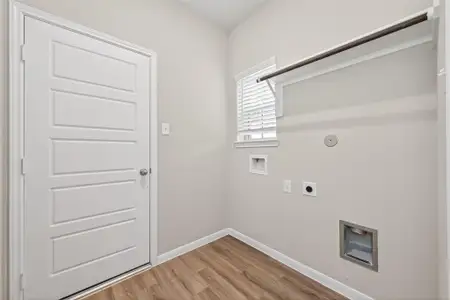 New construction Single-Family house 520 Emerald Thicket Ln, Houston, TX 77336 - image 20