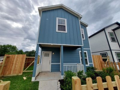 New construction Single-Family house 6438 Calhoun Rd, Houston, TX 77021 - image