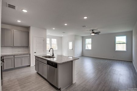 New construction Single-Family house 3409 Meteor Night, Converse, TX 78109 The Daphne F- photo 109 109