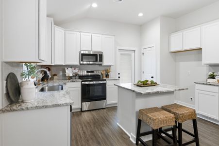 New construction Single-Family house 2857 Messenger Wy, Bryan, TX 77803 plan The Gardenia - image 12