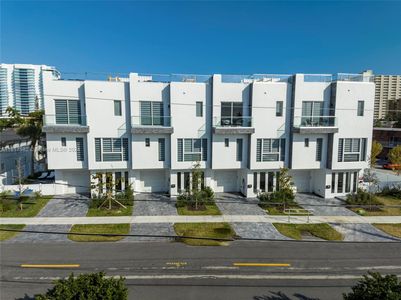 New construction Townhouse house 1002 N Riverside Dr, Pompano Beach, FL 33062 null- photo 0 0