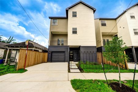 New construction Single-Family house 3406 Rawley St, Houston, TX 77020 - image