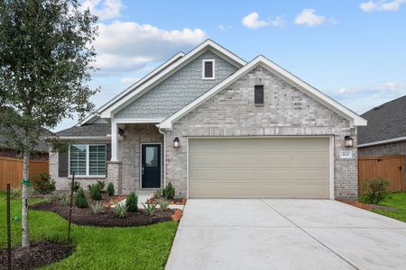 New construction Single-Family house 20634 Draper Rd, Tomball, TX 77377 plan Desoto - Smart Series - image