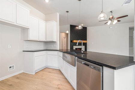 New construction Single-Family house 1414 Rd 66113, Dayton, TX 77535 null- photo 19 19