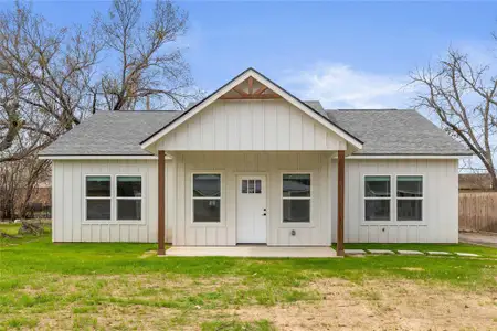New construction Single-Family house 2303 Dartmore St, Brownwood, TX 76801 - image