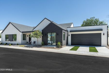 New construction Single-Family house 6323 N 10Th Drive, Phoenix, AZ 85013 - photo 0