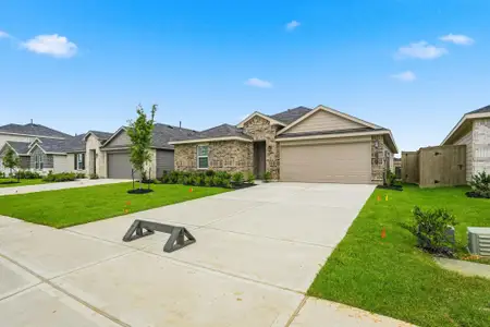 New construction Single-Family house 23631 Rising Sun Dr, Splendora, TX 77372 plan Fargo - image