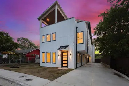 New construction Single-Family house 415 N Patton Ave, Dallas, TX 75203 - image