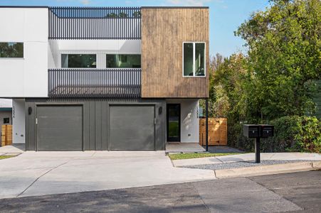 New construction Single-Family house 1205 Greenwood Ave, Unit B, Austin, TX 78721 - photo 0