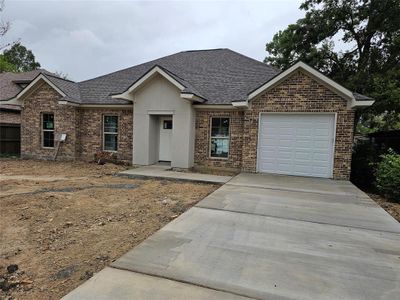 New construction Single-Family house 10913 La Crosse Street, Houston, TX 77029 - photo 0