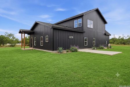 New construction Single-Family house 111 County Rd 2660, Devine, TX 78016 - image