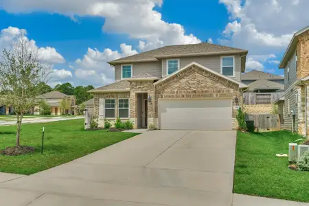 New construction Single-Family house 120 Porter Bend Ct, Montgomery, TX 77316 - image