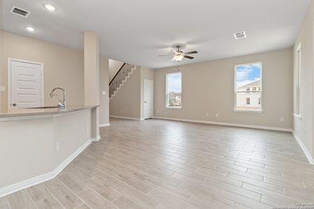 New construction Single-Family house 14922 Fischer Gdn, San Antonio, TX 78253 Rockport- photo 6 6