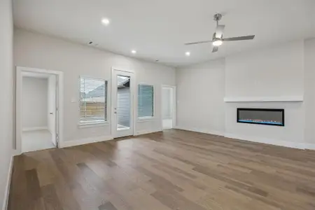 New construction Single-Family house 105 William Ln, Godley, TX 76044 - image 18