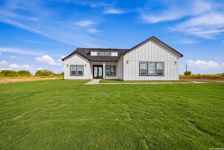 New construction Single-Family house 553 County Rd 422, Stockdale, TX 78160 - image