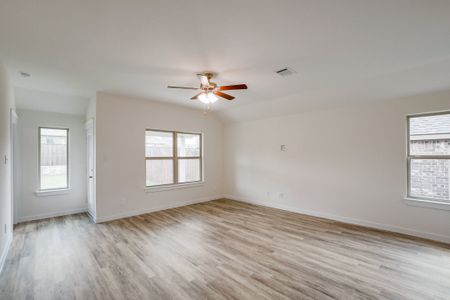 New construction Single-Family house 1826 Cabin Wood Ln, Forney, TX 75126 null- photo 27 27