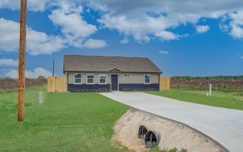 New construction Single-Family house 2221 Rd 591501, Cleveland, TX 77327 - image
