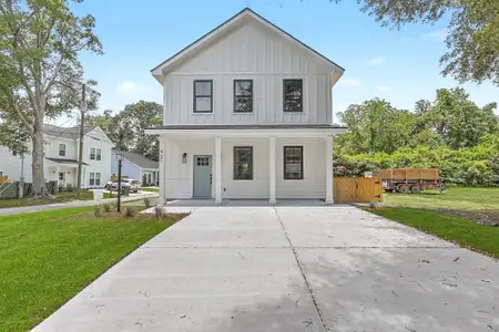 New construction Single-Family house 921 Main St, Charleston, SC 29407 - image