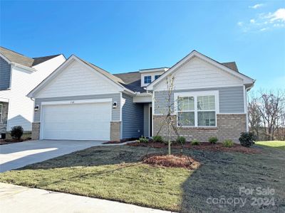 New construction Single-Family house 1141 Blackburn Circle, Edgemoor, SC 29712 Henley- photo 0