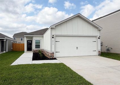 New construction Single-Family house 6419 Autumn Equinox Dr, Houston, TX 77048 - image