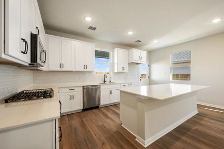 New construction Single-Family house 613 Henry Milton Rd, Georgetown, TX 78626 plan Knox - image 10