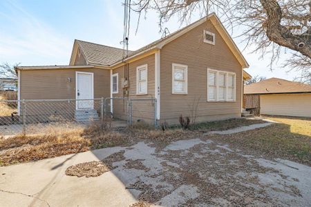 New construction Single-Family house 604 E Broadway St, Stephenville, TX 76401 - image