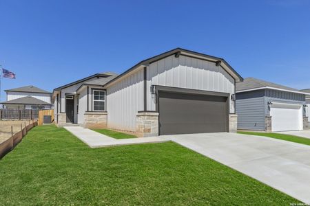 New construction Single-Family house 758 Whitman, New Braunfels, TX 78130 - image