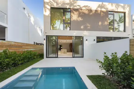 New construction Townhouse house 3144 Elizabeth St, Miami, FL 33133 - image