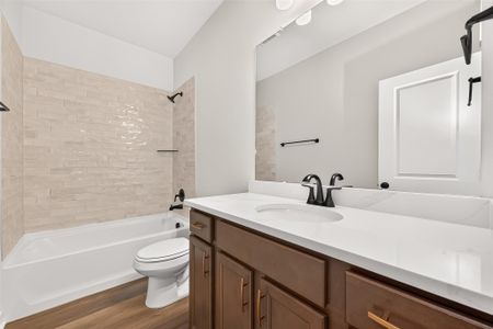 New construction Single-Family house 11215 Moccasin Dr, Montgomery, TX 77316 plan Ravine - image 5