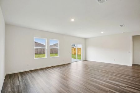 New construction Single-Family house 3706 Quartz Manor Dr, Angleton, TX 77515 plan Sagan - image 18