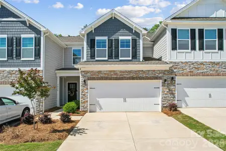 New construction Townhouse house 7870 Iron Rd, Sherrills Ford, NC 28673 - image