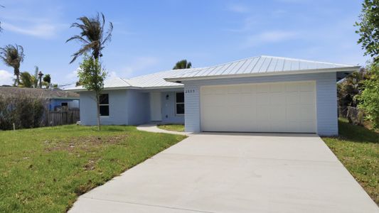 New construction Single-Family house 2805 Se Carroll St, Stuart, FL 34997 - image