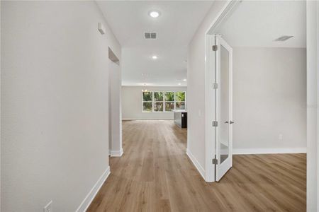 New construction Single-Family house 3310 W Rogers Ave, Tampa, FL 33611 - image 16
