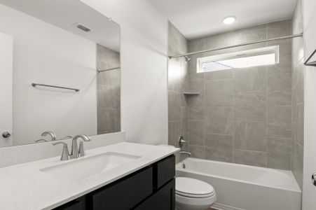 New construction Single-Family house 1628 Esplanade Pkwy, San Marcos, TX 78666 plan Mesquite - image 7