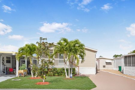 New construction Mobile Home house 2923 W Marina Dr, Dania Beach, FL 33312 - photo 0