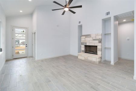 New construction Single-Family house 14 Stardust Cir, Wimberley, TX 78676 null- photo 9 9