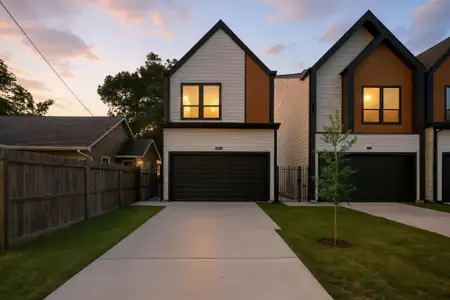 New construction Single-Family house 7117 England St, Unit C, Houston, TX 77021 - image 2