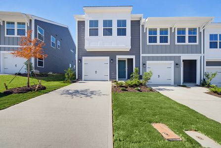 New construction Single-Family house 1058 Tea Rose Ct, Durham, NC 27703 plan Foxglove - image