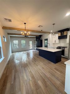 New construction Single-Family house 109 Cove Pt, Conroe, TX 77356 - image 13