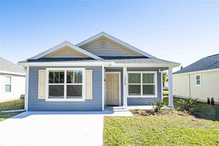 New construction Single-Family house 1378 Cottage Circle, Tavares, FL 32778 - photo 0