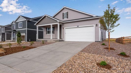 New construction Single-Family house 4889 Lynxes Wy, Johnstown, CO 80534 plan CHATHAM - image