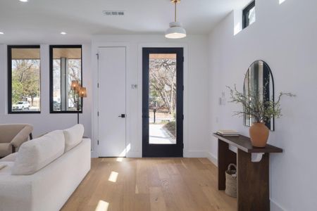 New construction Single-Family house 2401 Willow St, Austin, TX 78702 - image 15