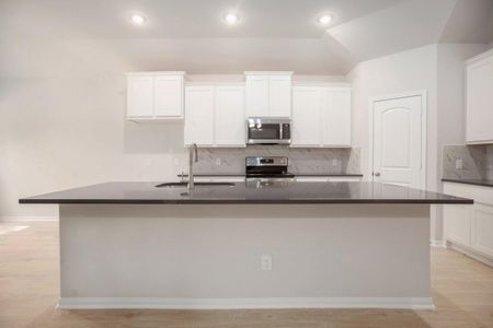 New construction Single-Family house 3170 Rd 66125, Dayton, TX 77535 plan Grayson - image 9